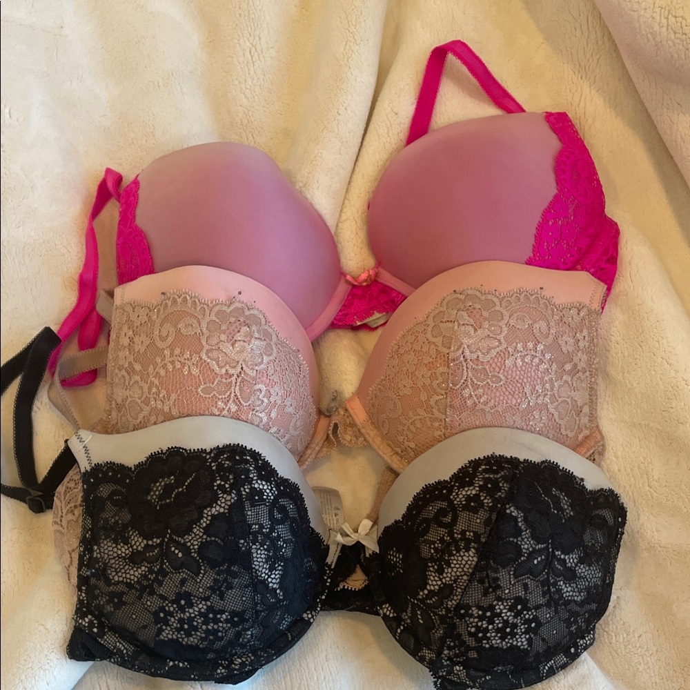 Victorias Secret flirty Dream Angels push up bra set of 3